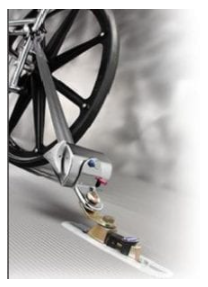 מתקן לעיגון כסא הגלגלים לרצפת הרכב