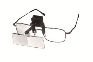 זכוכית מגדלת למשקפיים – קליפון