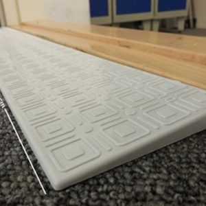 רמפות  סף סטנדרטיות QuickRamp  למכשולים בגבהים של 4 עד 60 מ"מ.